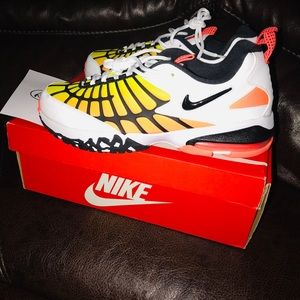 Nike Airmax 120 Men size 12